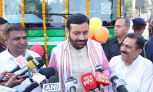 Chief Minister Saini gave Diwali gift