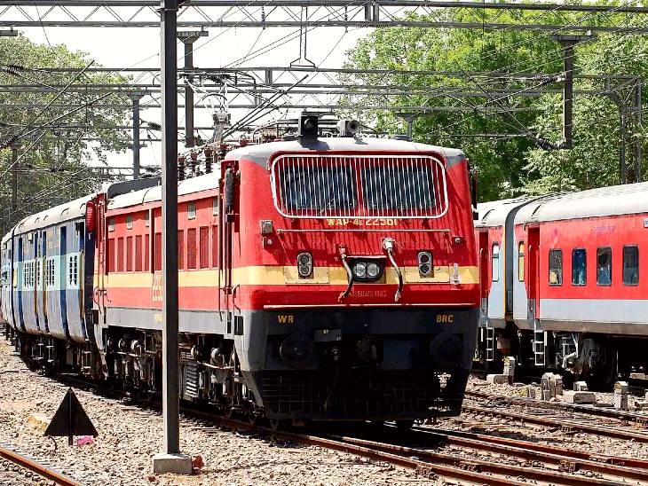 Trains came to a long halt